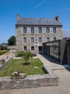 Ancien presbytère, actuellement mairie (Coatréven)