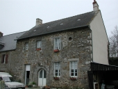 Demeure, le Plessis Château (Bonnemain)