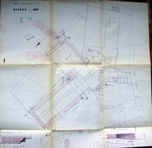 Établissement médical dit clinique Sainte-Claire, 8 rue des deux frères Texier-Lahoulle ; rue du lieutenant Jean Franco (Vannes)