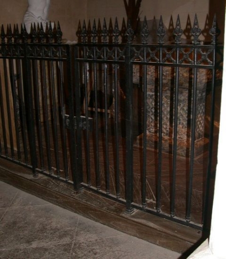 Clôture de chapelle des fonts