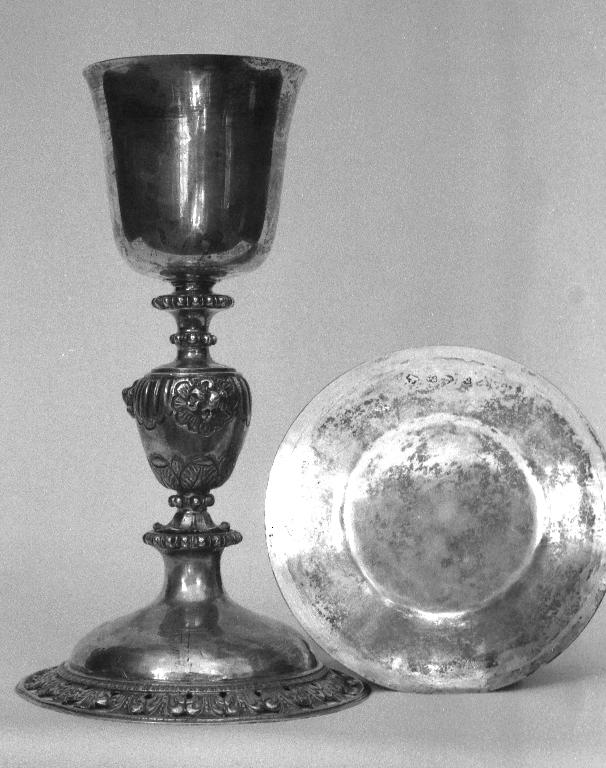 Calice & patène 1, église paroissiale Saint-Pierre (Plouescat)