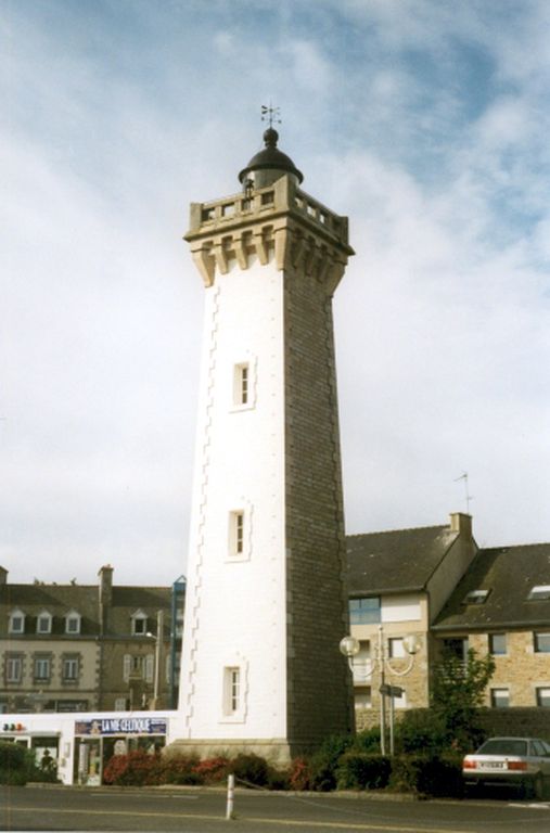Phare de Roscoff (Etablissement de signalisation maritime n° 604/000)