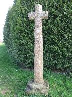 Les croix monumentales, les chapelles et les monuments commémoratifs sur la commune de Lécousse