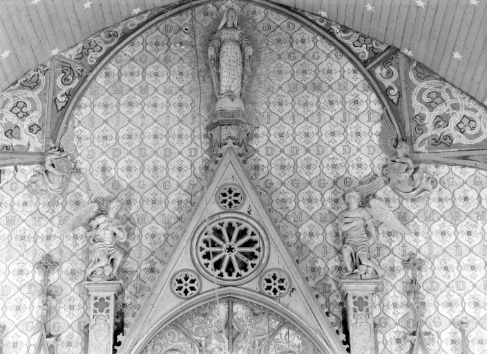 Ensemble de cinq statues : Immaculée Conception et anges