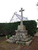 Croix de Kerjanégan, Castel Pic (Caouënnec-Lanvézéac)