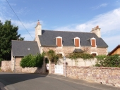 Maison, rue Ernest Renan (Paimpol)