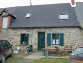 Alignement de trois logis, la Basse Roussière (Eancé)