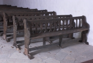 Ensemble de 10 bancs de fidèles