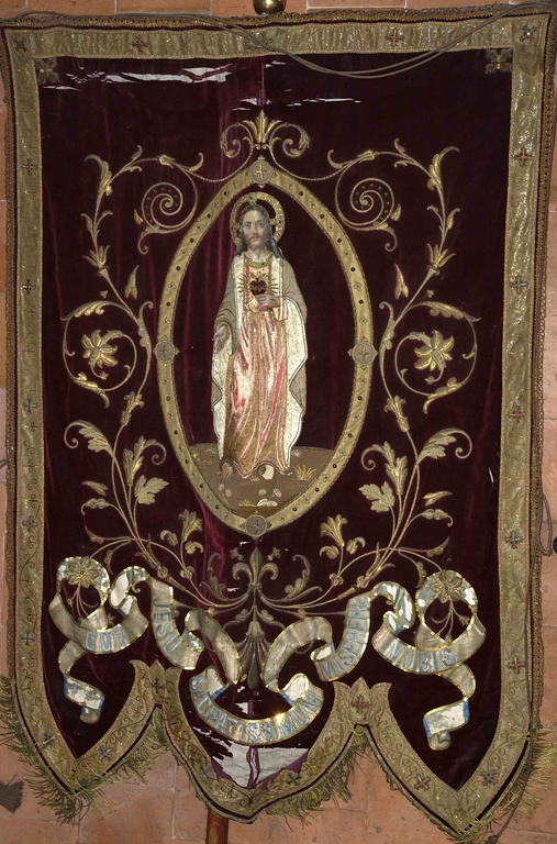 Bannière de procession : Immaculée conception, Sacré Cœur, église Saint-Aubin (Saint-Aubin-du-Pavail fusionnée en Châteaugiron en 2017)