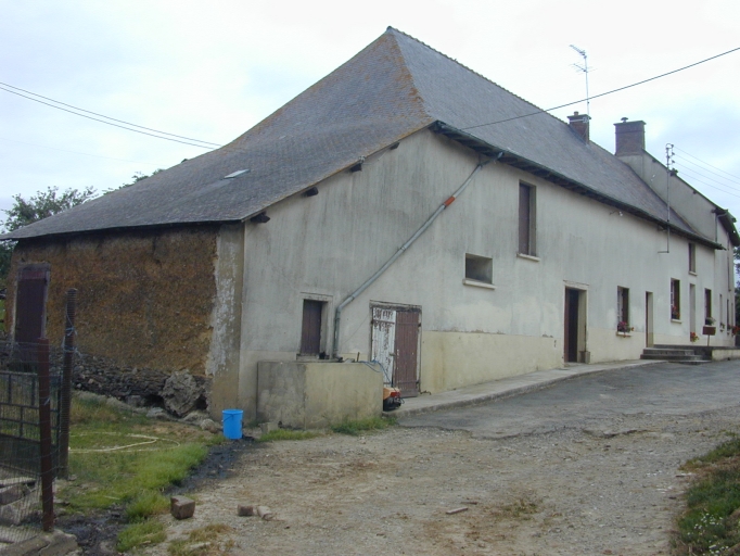 Ferme, Bois Robert (Chevaigné)