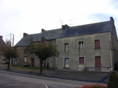 Alignement de logis, allée des Cerisiers (Saint-Just)