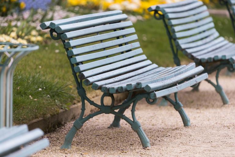 Mobilier de jardin et lampadaires, Parc du Thabor (Rennes)