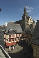 Place Henri IV, anciennement place Main-Lièvre (Vannes)