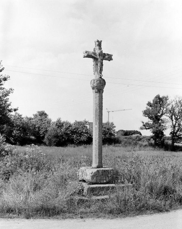 Croix de chemin, Languien (Plouescat)