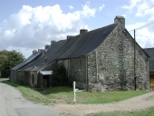 Alignement de maisons 2, le Pont de Renac (Sainte-Marie)
