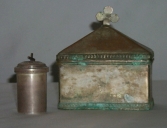 Coffret aux saintes huiles, ampoule aux saintes huiles