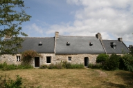 Ensemble de plusieurs anciennes fermes, Kerdroën (Crozon)