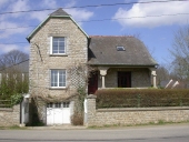 Maison, R. D. 11, la Hautière (Trévérien)