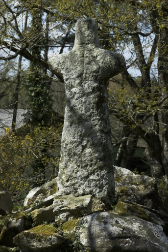 Croix de chemin dite Croez Ven, Kerivin (Ploemel)