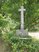 Croix de chemin, sortie sud-ouest du village (Lizio)
