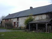Alignement d'une maison et d'une ferme, le Bas Villemé (Montreuil-sur-Ille)