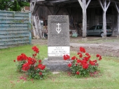 Monument commémoratif, place Joseph Pécro (La Gouesnière)