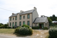Ancienne école publique de garçons, actuellement « Maison des minéraux », Saint-Hernot (Crozon)