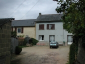Alignement de maison, 11 chemin de Ronde ; 13,17 rue de Clayes (Pleumeleuc)