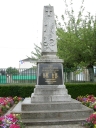 Monument aux morts, avenue de la République (La Guerche-de-Bretagne)