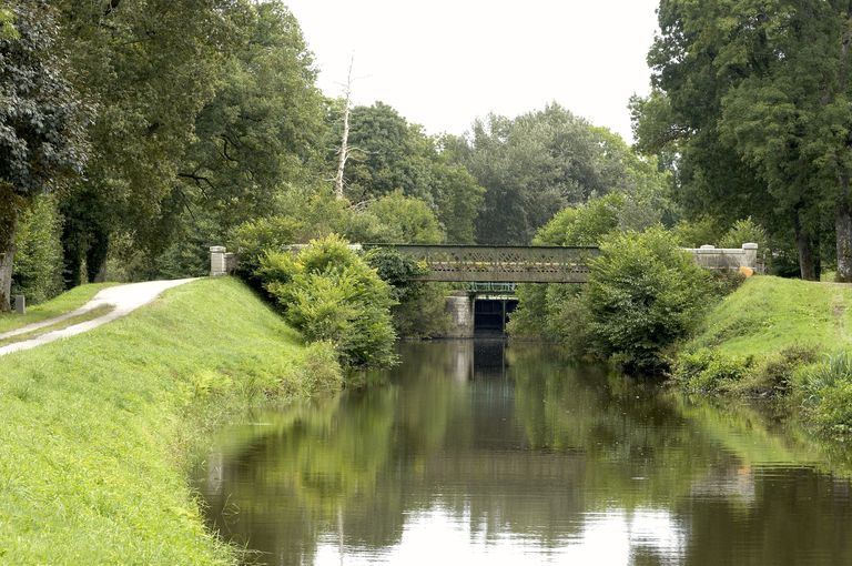 Passerelle de Kergadigen, Kergadigen, kilométrage 285.213 (Carhaix-Plouguer)