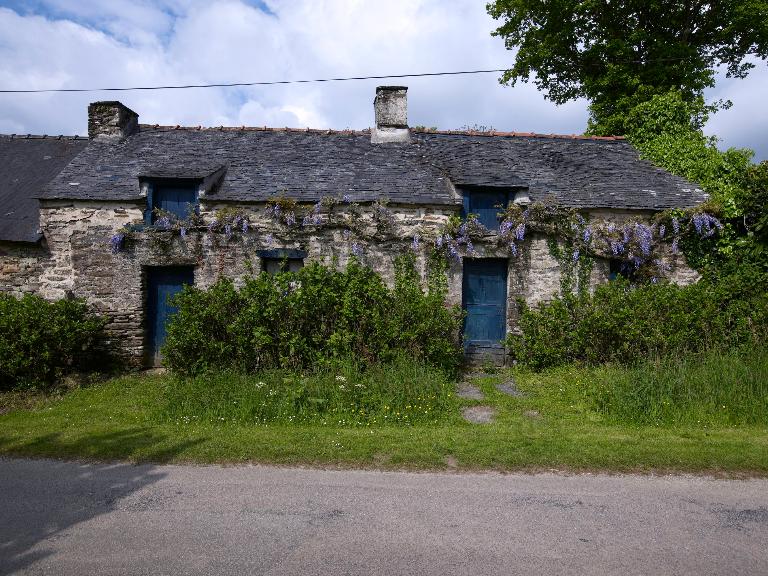Ensemble de deux anciens logis, le Jonio (Pluherlin)