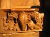 Chapelle Saint-Herbot : stalle 05