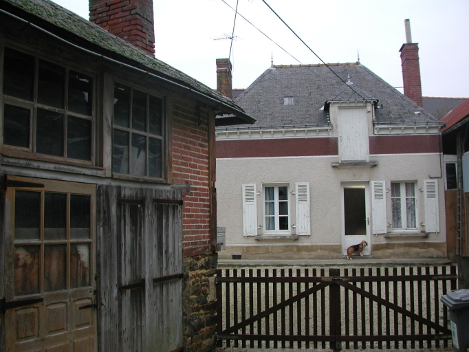 Maison, 4 rue Normand d'Etrelles (Etrelles)