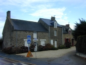 Alignement de maisons, 2-6 rue des Bas Chemins (Saint-Coulomb)