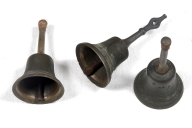 Ensemble de 3 cloches à main