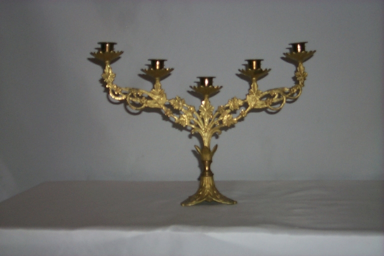 Ensemble de 2 chandeliers d'église