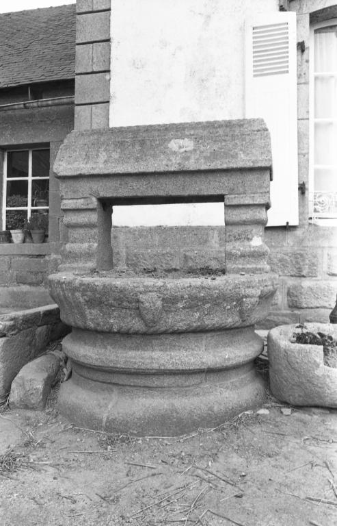 Puits, Gouarbic (Plonévez-Porzay)