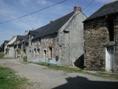 Alignement de maisons, la Garlais (Langon)