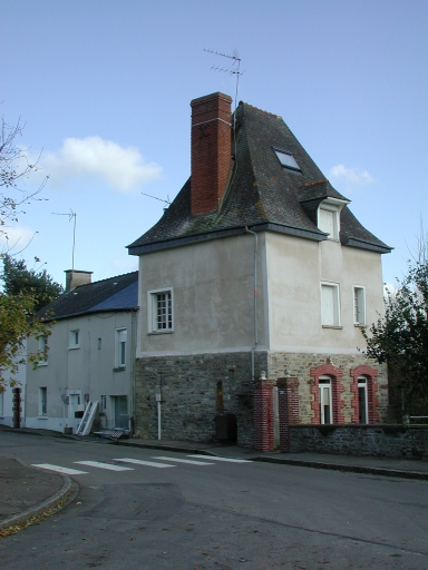 Demeure, 8-12 rue de Cornouailles, le bas-Bourg (Betton)