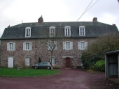 Presbytère, 4 boulevard Villebois Mareuil (Montfort-sur-Meu)