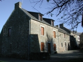 Ancienne ferme, actuellement gîte rural, le Bas Rouault (Tressé fusionnée en Mesnil-Roc'h en 2019)