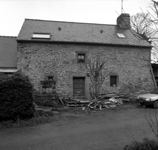 Ancien manoir, Traoulé (Guilligomarc'h)
