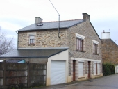 Maison, rue de la Paix ; 12 rue du Général de Gaulle (Pipriac)