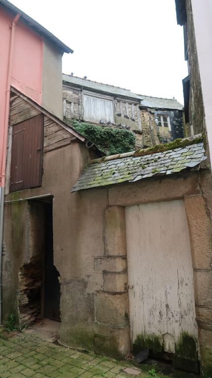 Édifices en pan de bois contemporains (Ploërmel)