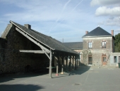 École des filles, actuellement école primaire, 24 rue de Rennes (Lohéac)