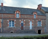 Maison, rue de la Fontaine (Lieuron)