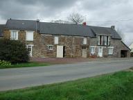 Alignement de maisons, le Breil (Treffendel)