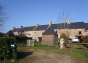 Maisons, alignement de cinq logis, 3, 5, 7, 9, 11 rue du Doué, l'Ânerie (Lancieux)