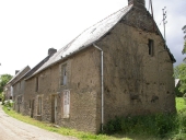 Alignement de maisons et de fermes, Trémegan (Trévérien)