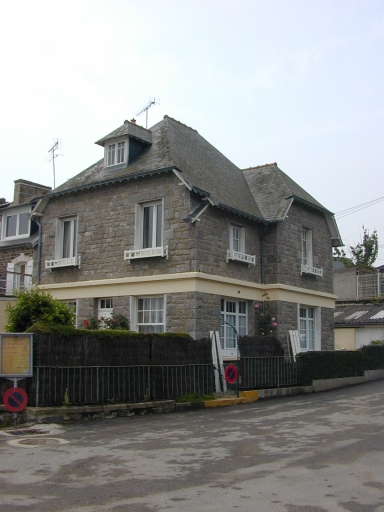 Maison, 6 rue du Port (La Richardais)